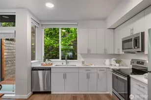 1318 Yakima Ave S, Seattle, WA 98144 - Photo 11