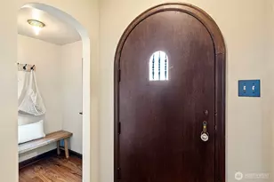 1012 N Park Dr, Tacoma, WA 98403 - Photo 3