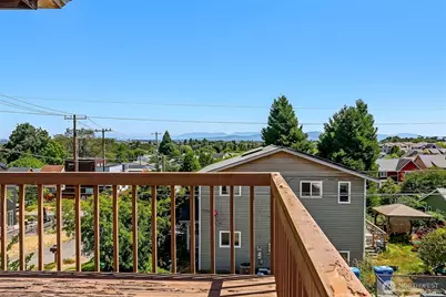 5900 34th Avenue SW, Seattle, WA 98126 - Photo 13
