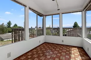 5900 34th Ave SW, Seattle, WA 98126 - Photo 11