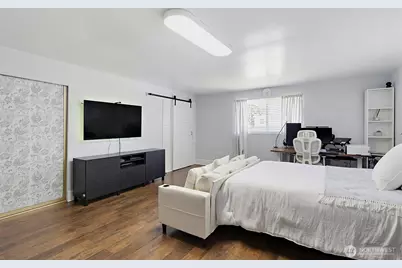 914 S 30th Place, Renton, WA 98055 - Photo 23