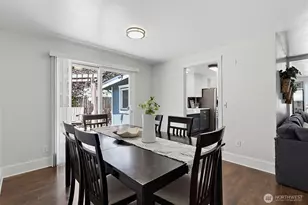 914 S 30th Pl, Renton, WA 98055 - Photo 11