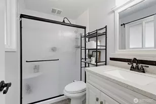914 S 30th Pl, Renton, WA 98055 - Photo 29