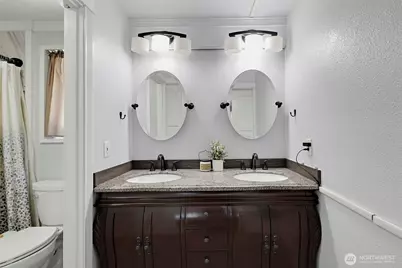 914 S 30th Place, Renton, WA 98055 - Photo 25