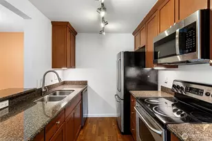 14200 SE 6th St, Bellevue, WA 98007 - Photo 7