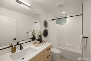 821 B 17th Ave, Seattle, WA 98144 - Photo 17