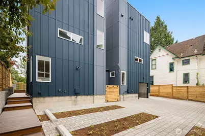 821 B 17th Avenue, Seattle, WA 98144 - Photo 19