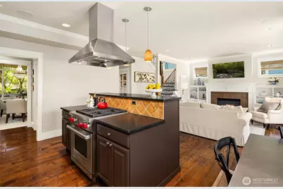 1109 33rd Avenue E, Seattle, WA 98112 - Photo 13