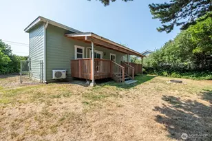 320 Marine View Dr SW, Ocean Shores, WA 98569 - Photo 13