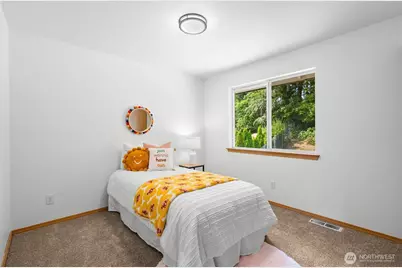 7307 Morning View Avenue NE, Bremerton, WA 98311 - Photo 23