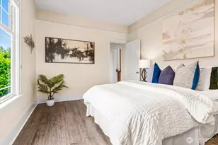 127 NE 58th St, Seattle, WA 98105 - Photo 25