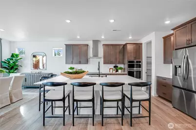 20401 145th Street E, Bonney Lake, WA 98391 - Photo 3
