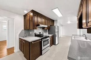 1422 115th St S, Tacoma, WA 98444 - Photo 3