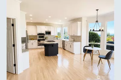 35204 Augusta Place SE, Snoqualmie, WA 98065 - Photo 9