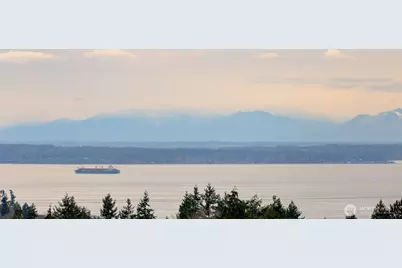 11525 Greenwood Avenue N #401, Seattle, WA 98133 - Photo 15