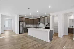 20405 Mystic Pl E, Bonney Lake, WA 98391 - Photo 3