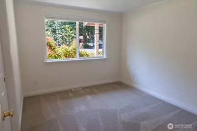 25218 SE 31st Place, Sammamish, WA 98075 - Photo 15