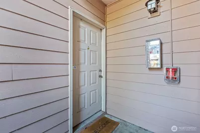 17430 Ambaum Boulevard S #37, Seattle, WA 98148 - Photo 3