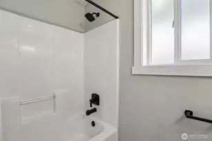 204 W Wilson St, Yacolt, WA 98675 - Photo 17