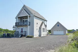 1066 Ocean Shores Blvd SW, Ocean Shores, WA 98569 - Photo 1
