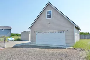 1066 Ocean Shores Blvd SW, Ocean Shores, WA 98569 - Photo 9