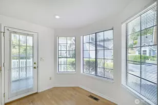 10063 Wallingford Ave N, Seattle, WA 98133 - Photo 19