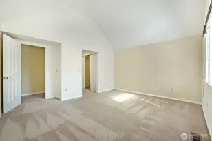 10063 Wallingford Ave N, Seattle, WA 98133 - Photo 15