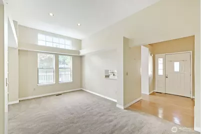 10063 Wallingford Avenue N, Seattle, WA 98133 - Photo 5