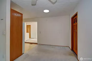 9305 NE 6th St, Vancouver, WA 98664 - Photo 11