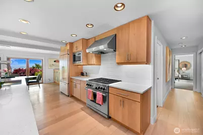 416 S Clarkwood, Bellingham, WA 98225 - Photo 9