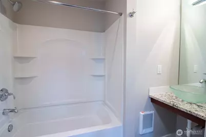 7800 SE 27th Street #504, Mercer Island, WA 98040 - Photo 9