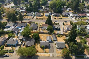 9831 33rd Ave SW, Seattle, WA 98126 - Photo 25