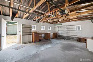 9831 33rd Ave SW, Seattle, WA 98126 - Photo 17