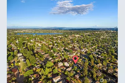 310 NW 75th Street, Seattle, WA 98117 - Photo 35