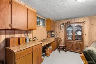 310 NW 75th St, Seattle, WA 98117 - Photo 15