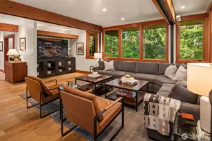 2716 106th Pl SE, Beaux Arts Village, WA 98004 - Photo 15