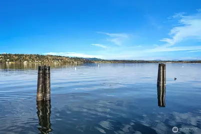 8418 Island Drive S, Seattle, WA 98118 - Photo 33