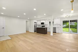 308 E 84th St, Tacoma, WA 98445 - Photo 17