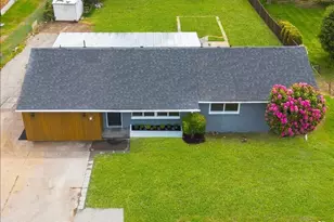 308 E 84th St, Tacoma, WA 98445 - Photo 3