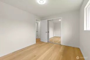 308 E 84th St, Tacoma, WA 98445 - Photo 5