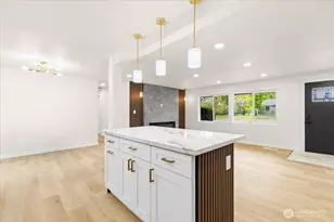 308 E 84th St, Tacoma, WA 98445 - Photo 13