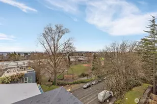 435 19th Ave E, Seattle, WA 98112 - Photo 23
