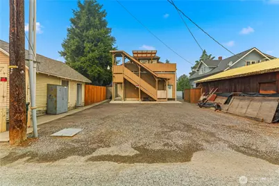 113 N Cleveland Avenue, Wenatchee, WA 98801 - Photo 3