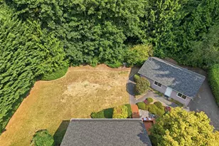 18202 NE 191st St, Woodinville, WA 98077 - Photo 3