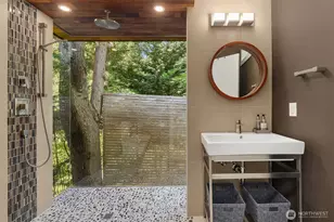 899 NW Elford Dr, Seattle, WA 98177 - Photo 15