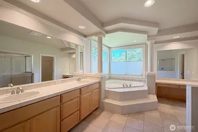 11787 159th Avenue NE, Redmond, WA 98052 - Photo 35