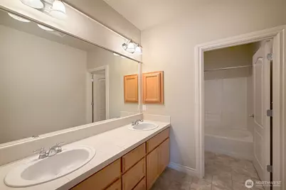 11787 159th Avenue NE, Redmond, WA 98052 - Photo 29
