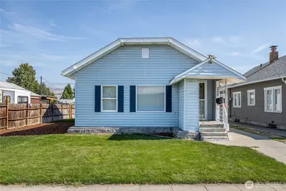 209 Fuller Street, Wenatchee, WA 98801 - Photo 5