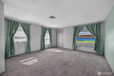 209 Fuller Street, Wenatchee, WA 98801 - Photo 7