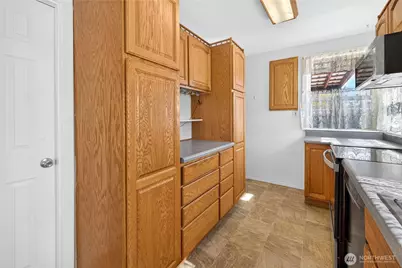 209 Fuller Street, Wenatchee, WA 98801 - Photo 11